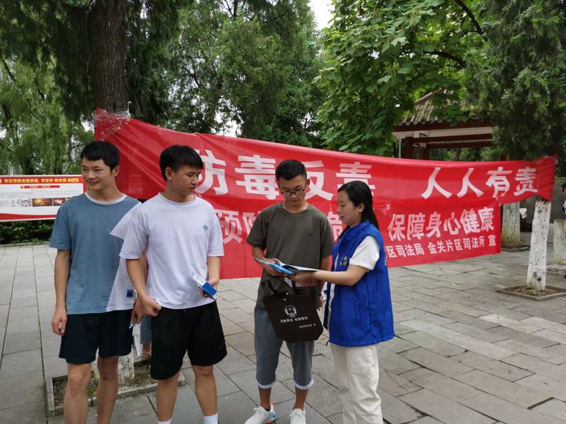 6be1256352dbc0bc558cf7287984892