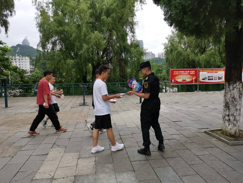 1385936683d06456ebc4ec040f97049